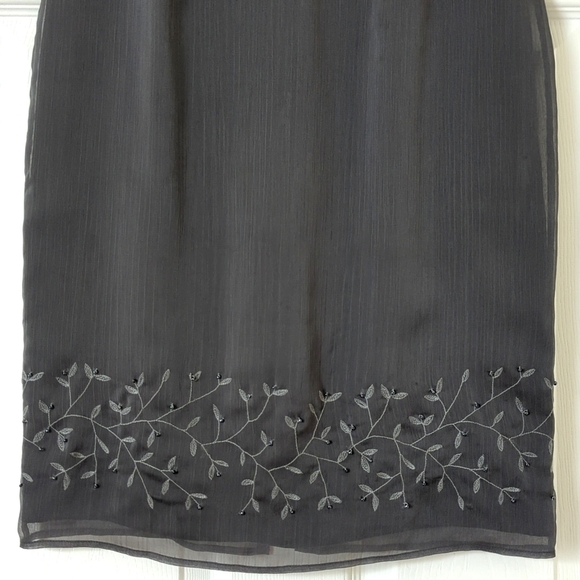 Express 90's Vintage Vine Embroidered & Beaded Straight Knee Length Skirt 9/10 - Picture 3 of 11